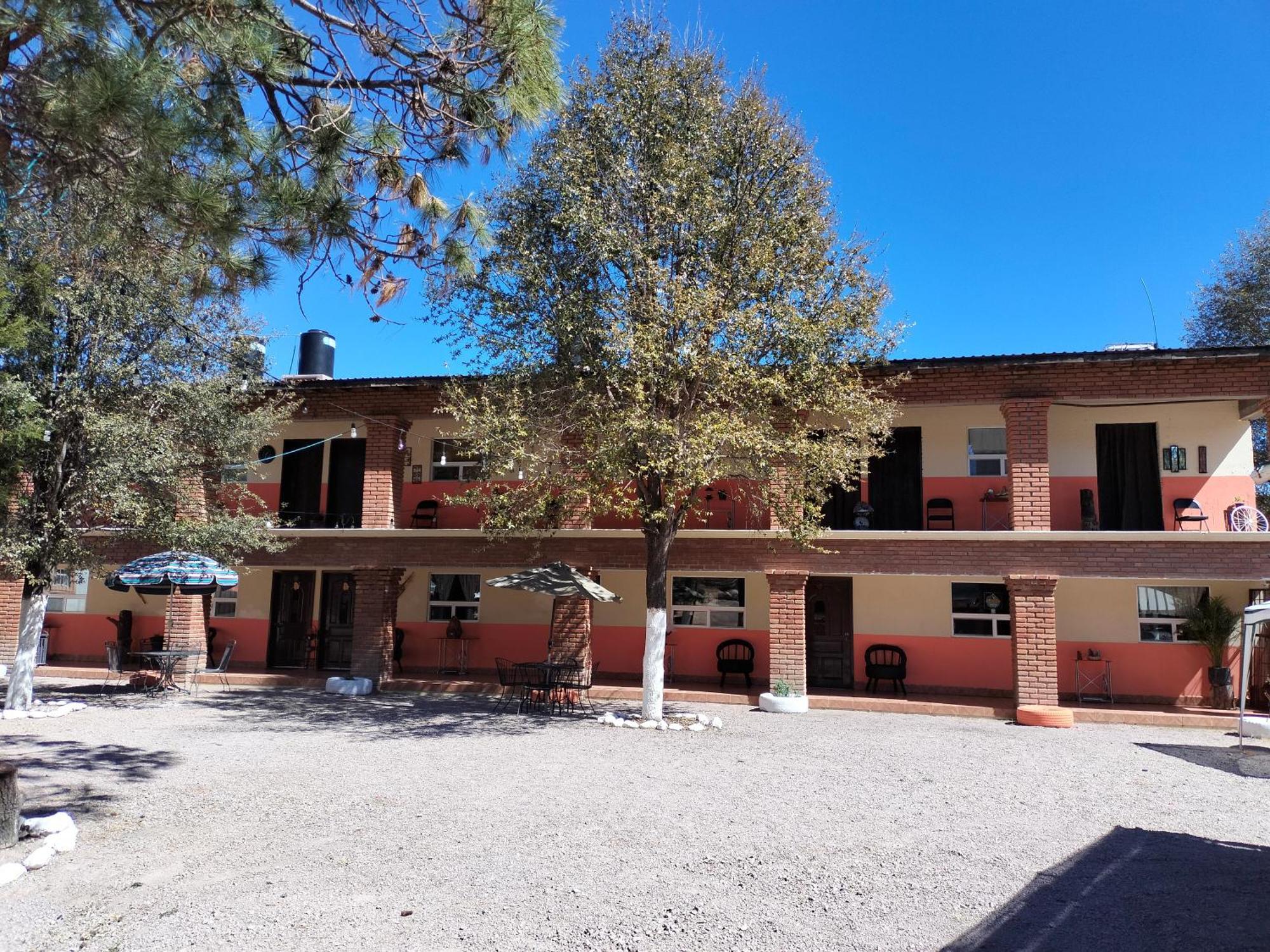 Hotel Hacienda Las Barrancas Del Cobre Areponapuchi Eksteriør billede